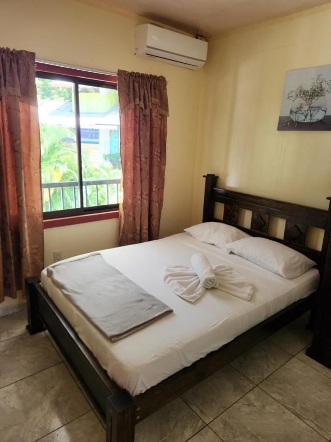 Family Hotel Puerto Viejo de Talamanca 외부 사진