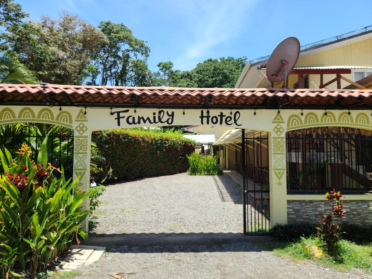 Family Hotel Puerto Viejo de Talamanca 외부 사진