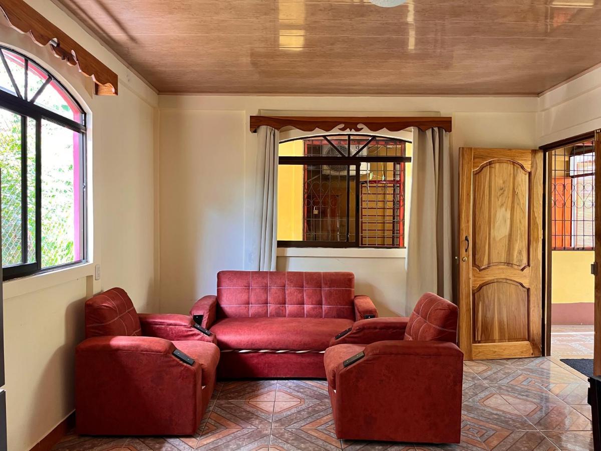 Family Hotel Puerto Viejo de Talamanca 외부 사진