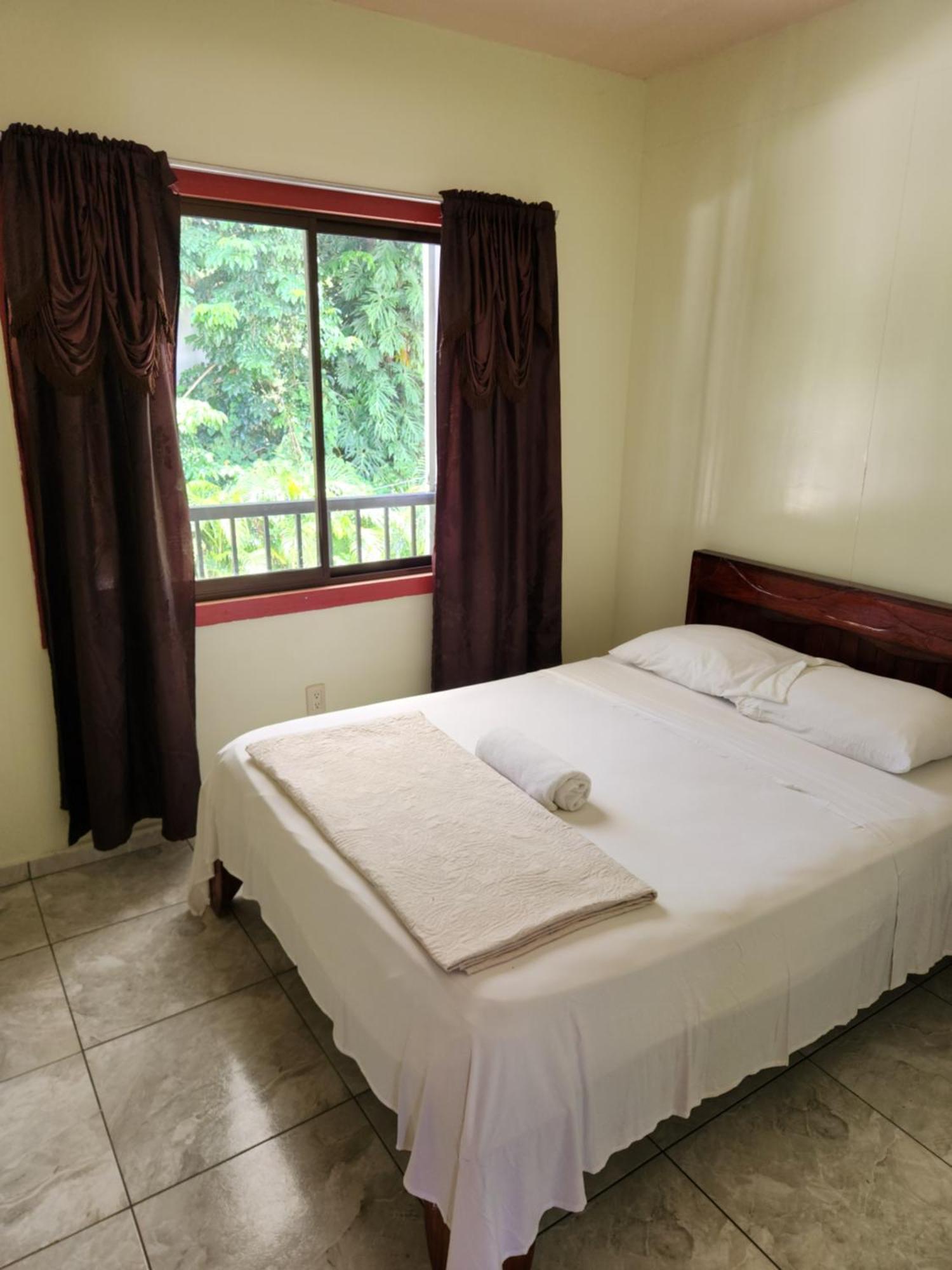 Family Hotel Puerto Viejo de Talamanca 외부 사진